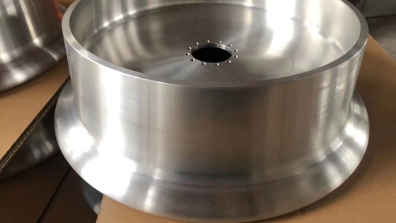 Okrągłe kute felgi aluminiowe do przyczep szynowych 6061-T6 6063 7075-T Materiał