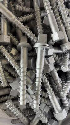 kupować Precyzyjnie obrobione koła stalowe przeznaczone do zwiększenia wydajności i niezawodności w zastosowaniach transportu kolejowego online manufacture