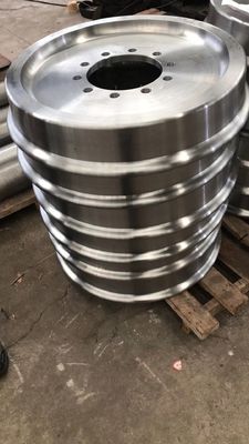 Kute koła wagonów kolejowych 250 mm, koła torów kolejowych 50hrc 40CrNiMo