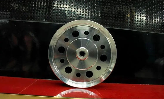 Koła ze stopu aluminium OEM, powlekanie proszkowe T6 do kucia felg aluminiowych Certyfikat ISO