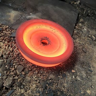 Stalowe koła szynowe 750 mm Twardość 560HB do pojazdów do konserwacji torów OEM